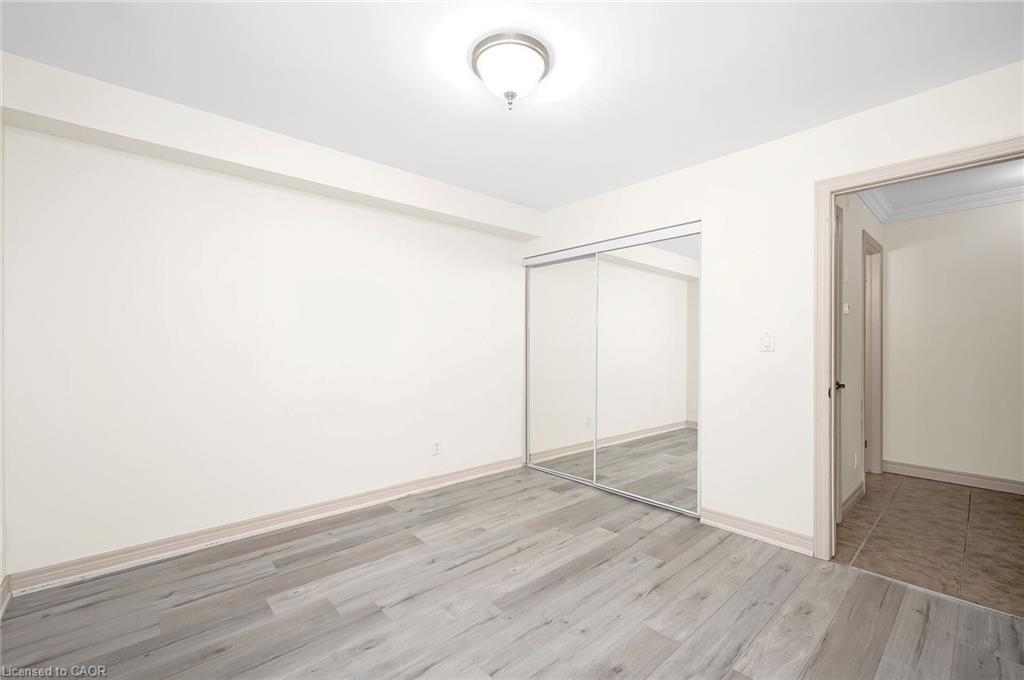 303-1212 Fennell Avenue E, Hamilton, ON - Indoor Photo Showing Other Room