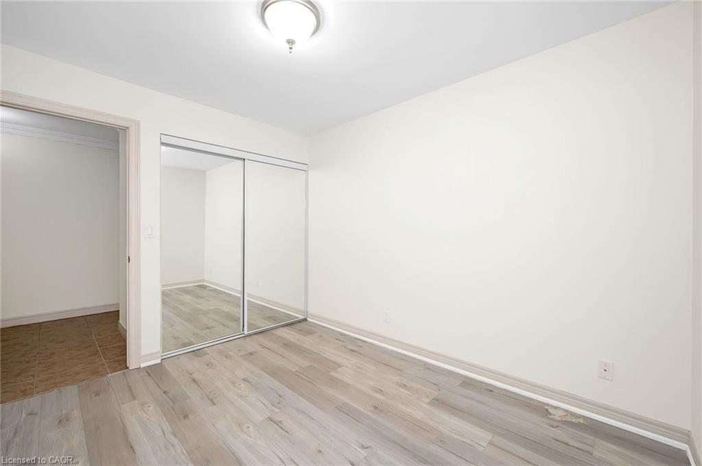 303-1212 Fennell Avenue E, Hamilton, ON - Indoor Photo Showing Other Room