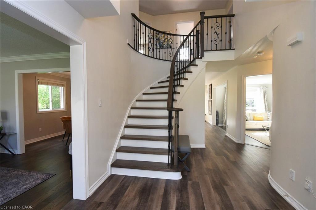 29 Riviera Ridge, Stoney Creek, ON - Indoor Photo Showing Other Room