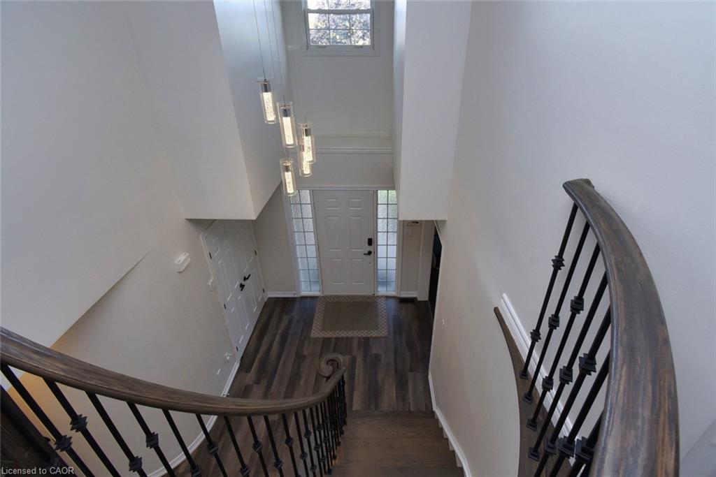 29 Riviera Ridge, Stoney Creek, ON - Indoor Photo Showing Other Room