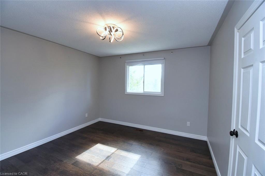 29 Riviera Ridge, Stoney Creek, ON - Indoor Photo Showing Other Room
