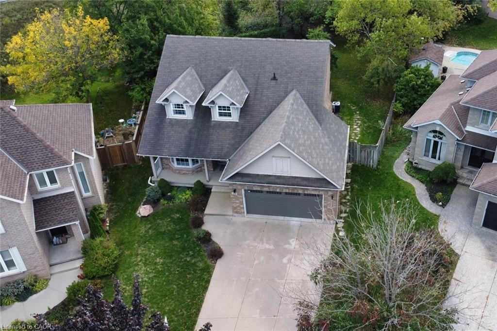 29 Riviera Ridge, Stoney Creek, ON - Outdoor With Facade