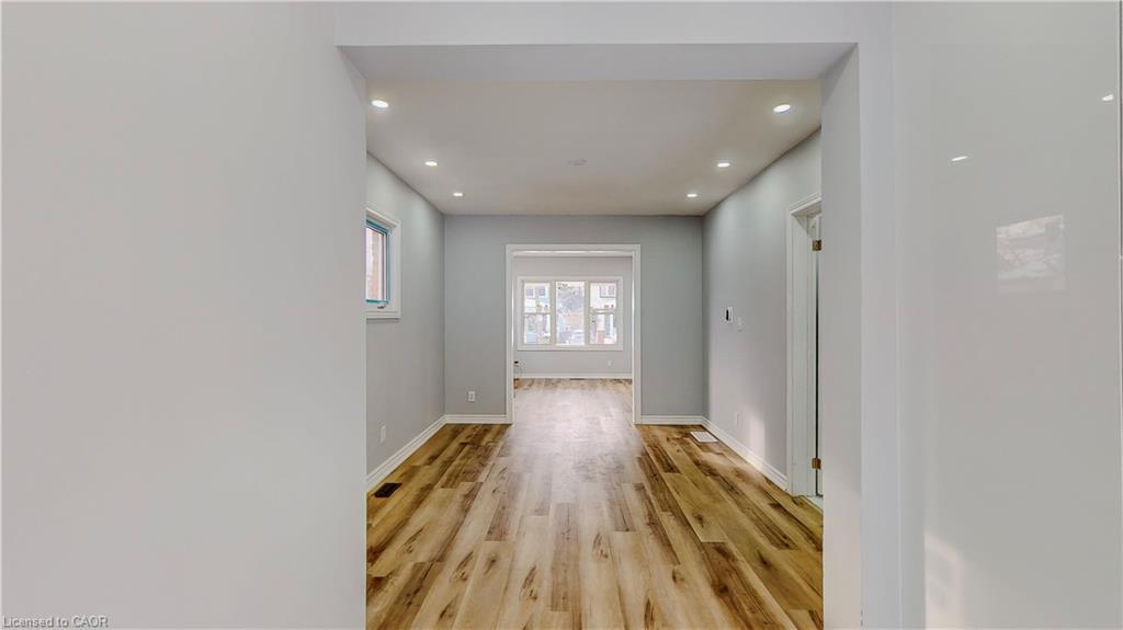 4357 Seneca Street, Niagara Falls, ON - Indoor Photo Showing Other Room