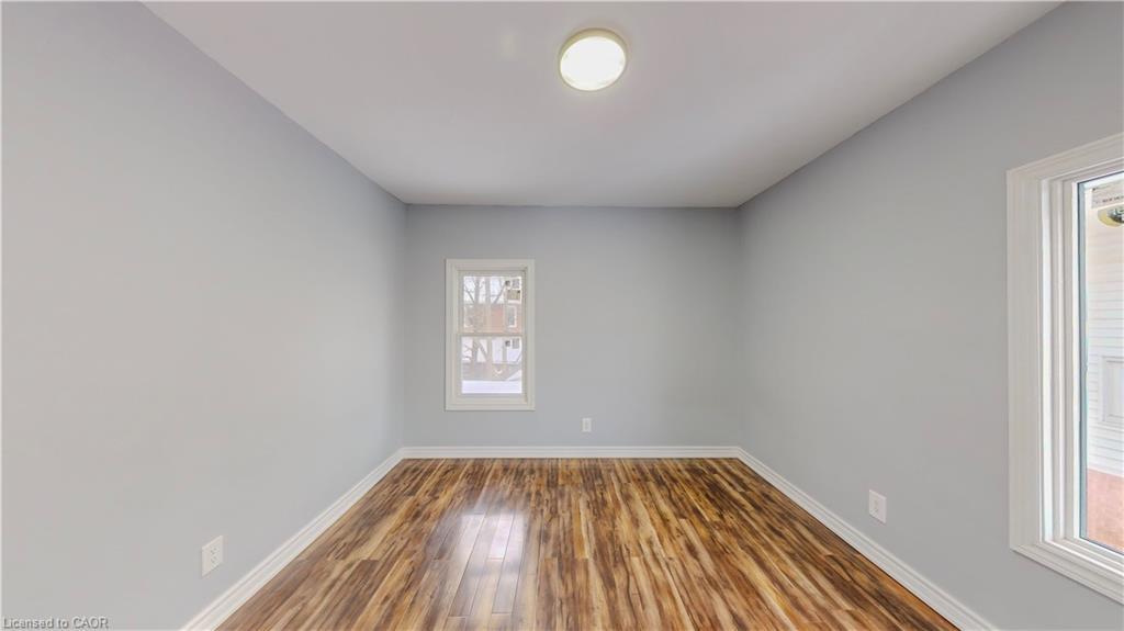 4357 Seneca Street, Niagara Falls, ON - Indoor Photo Showing Other Room