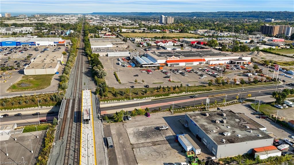 23 Centennial Parkway S, Stoney Creek, ON