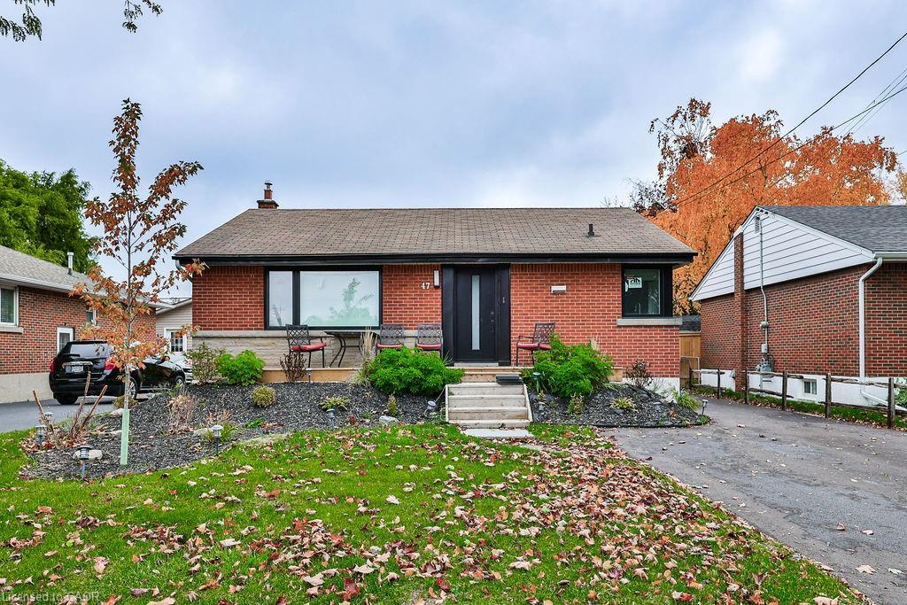 Lower-47 Castlefield Drive, Hamilton, ON - Outdoor