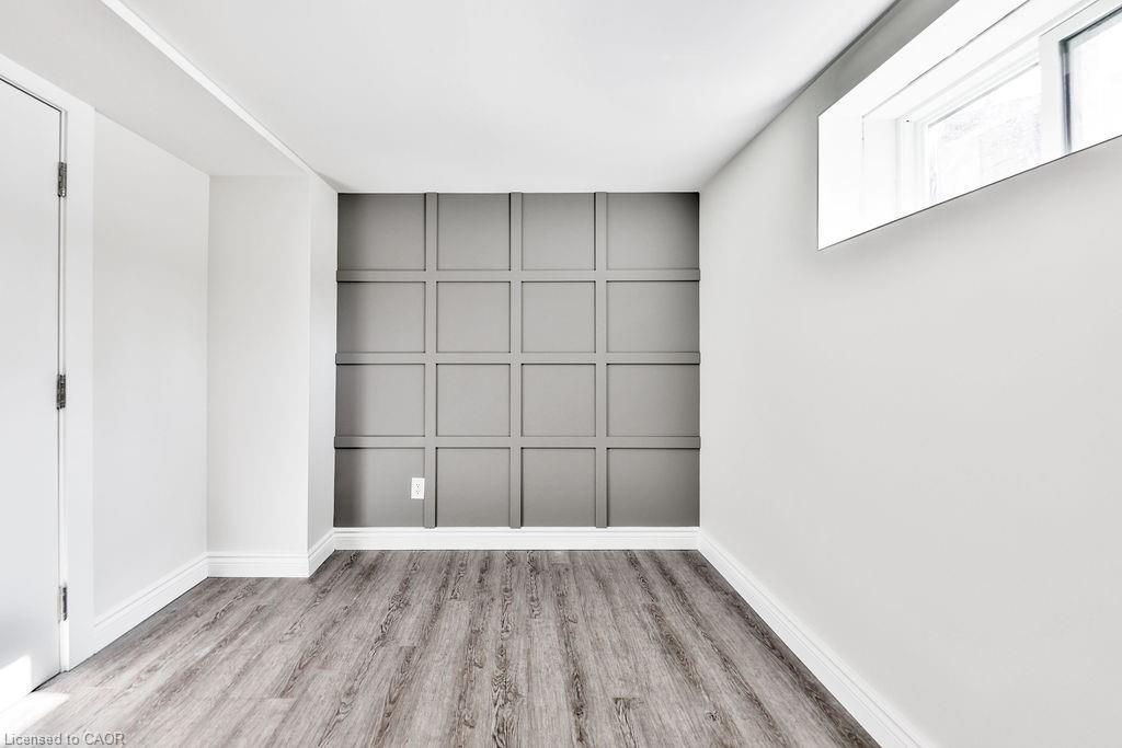 Lower-47 Castlefield Drive, Hamilton, ON - Indoor Photo Showing Other Room