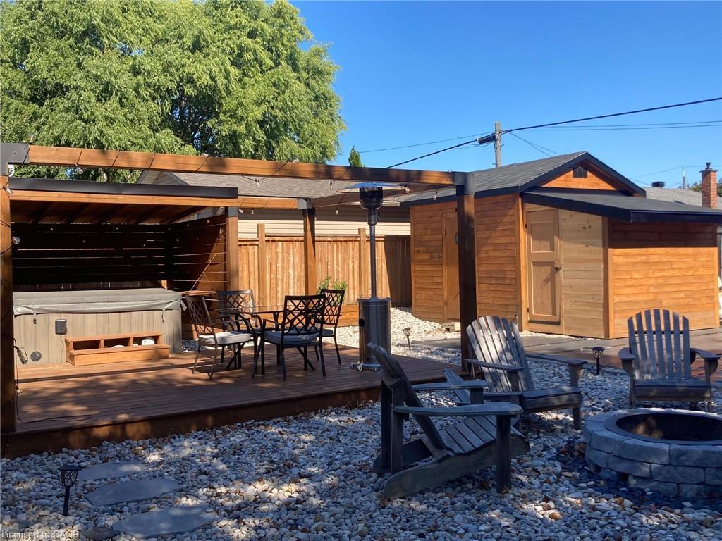 Lower-47 Castlefield Drive, Hamilton, ON - Outdoor With Deck Patio Veranda