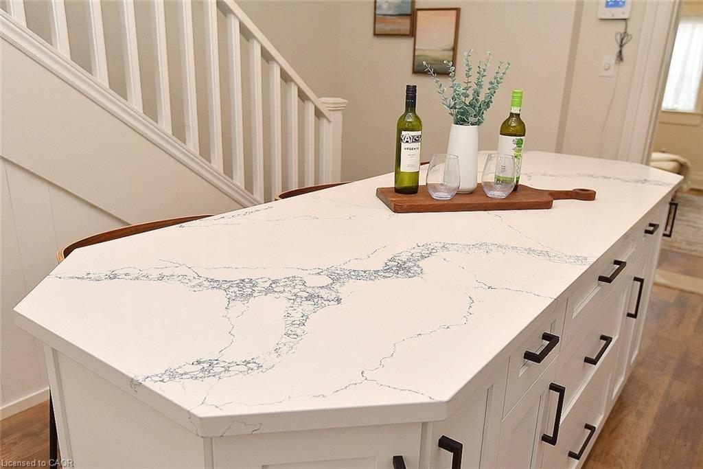 277 Main Street W, Hamilton, ON - Indoor