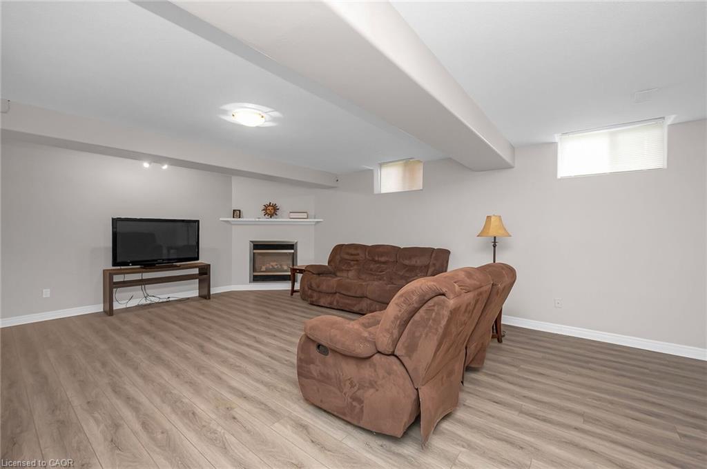 307 Brant County Rd #18, Brantford, ON - Indoor With Fireplace