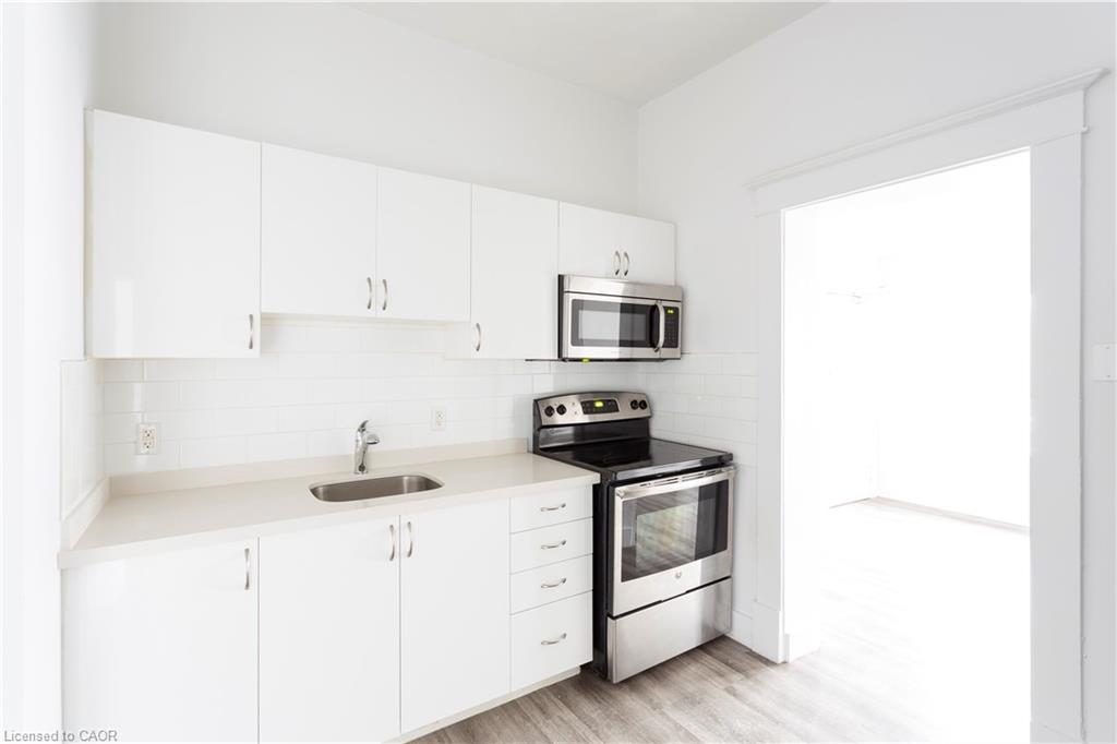 46 College Street, Kitchener, ON - Indoor Photo Showing Kitchen With Stainless Steel Kitchen
