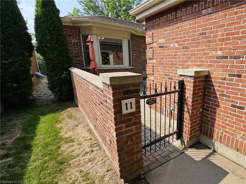 11-42 Donly Drive S, Simcoe, ON - Outdoor With Exterior