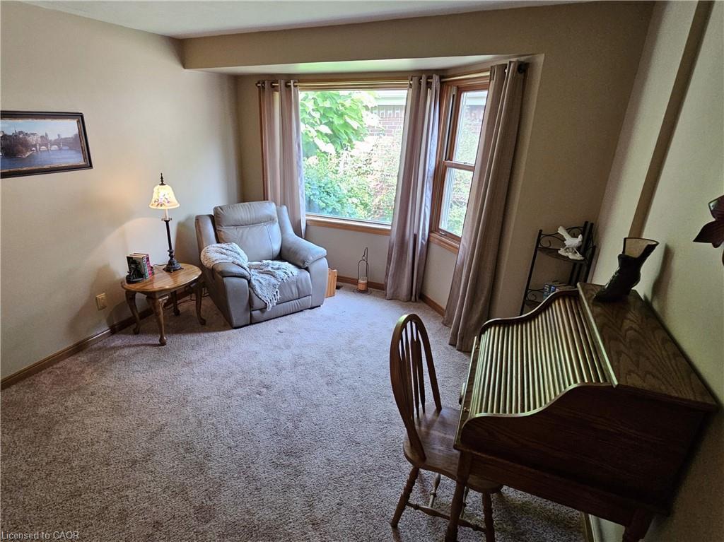 11-42 Donly Drive S, Simcoe, ON - Indoor