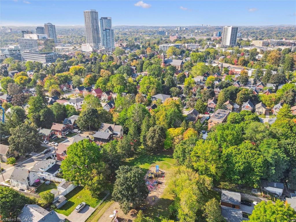 126 Waterloo Street, Kitchener, ON - Outdoor With View