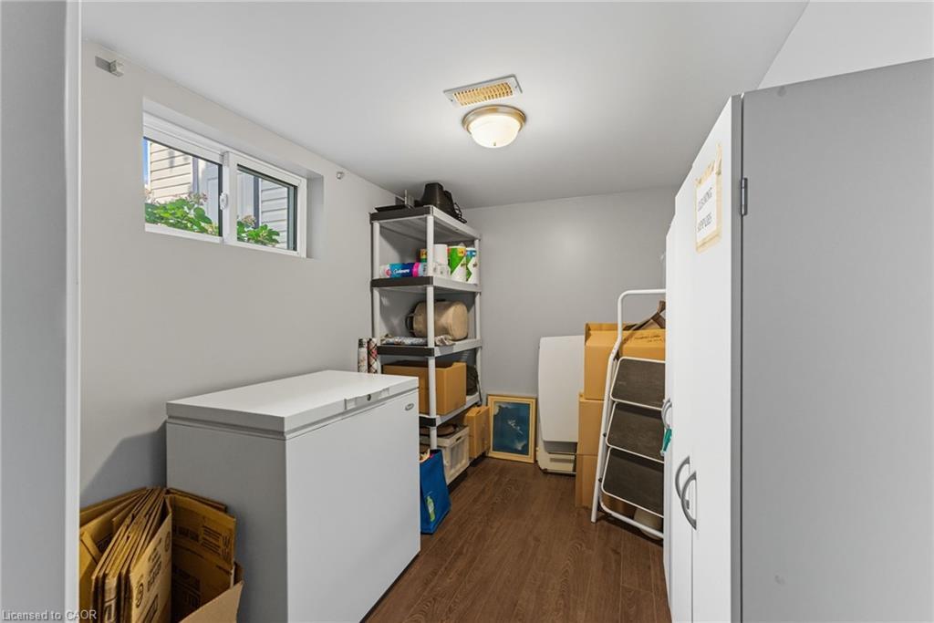 446 East 42Nd Street, Hamilton, ON - Indoor