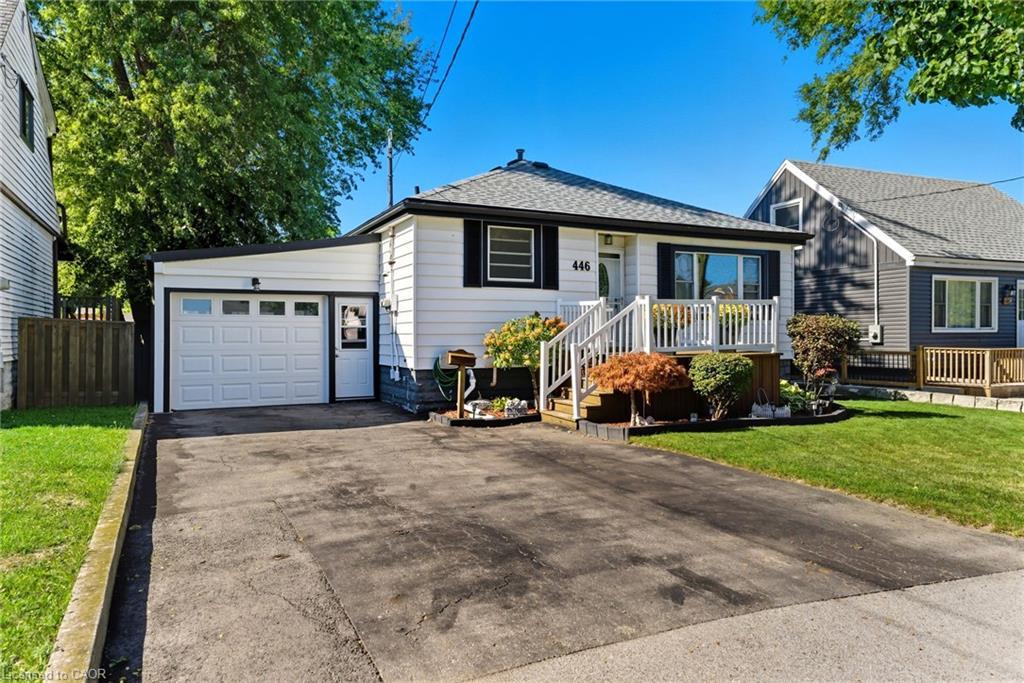 446 East 42Nd Street, Hamilton, ON - Outdoor With Deck Patio Veranda