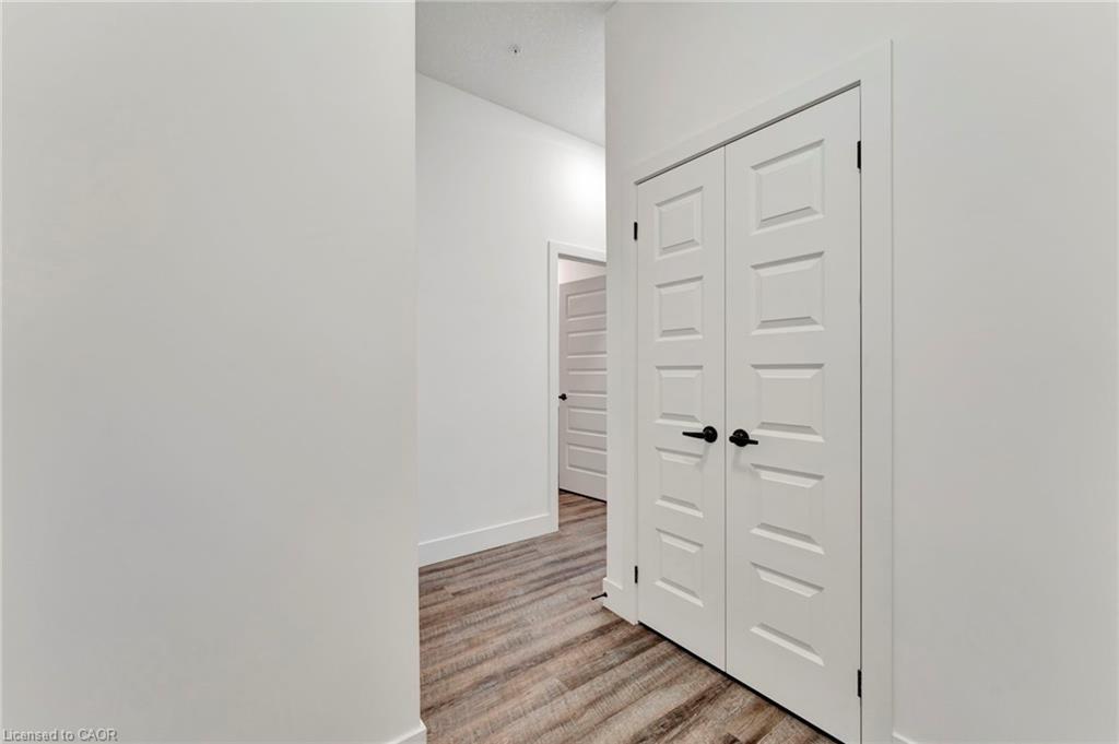 101-107 Roger Street, Waterloo, ON - Indoor Photo Showing Other Room
