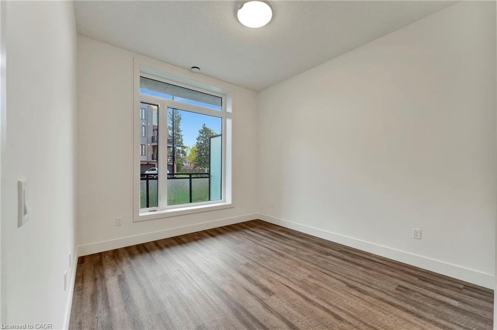 101-107 Roger Street, Waterloo, ON - Indoor Photo Showing Other Room