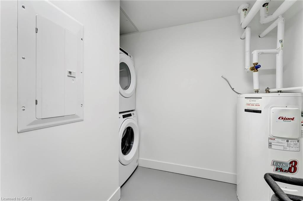 101-107 Roger Street, Waterloo, ON - Indoor Photo Showing Laundry Room