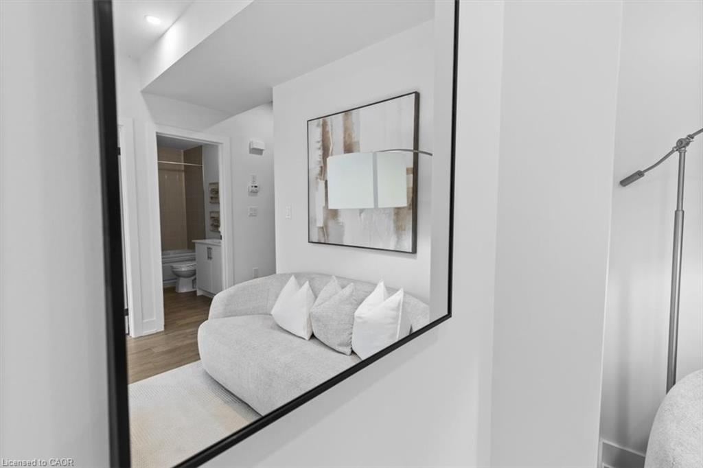 45-99 Roger Street, Waterloo, ON - Indoor Photo Showing Other Room