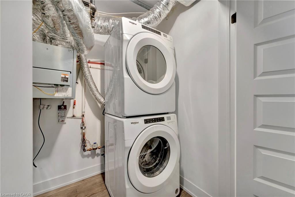 45-99 Roger Street, Waterloo, ON - Indoor Photo Showing Laundry Room