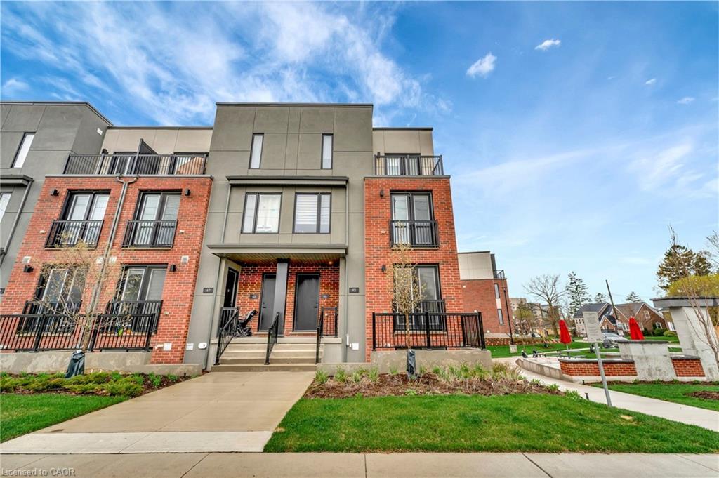 45-99 Roger Street, Waterloo, ON - Outdoor With Facade