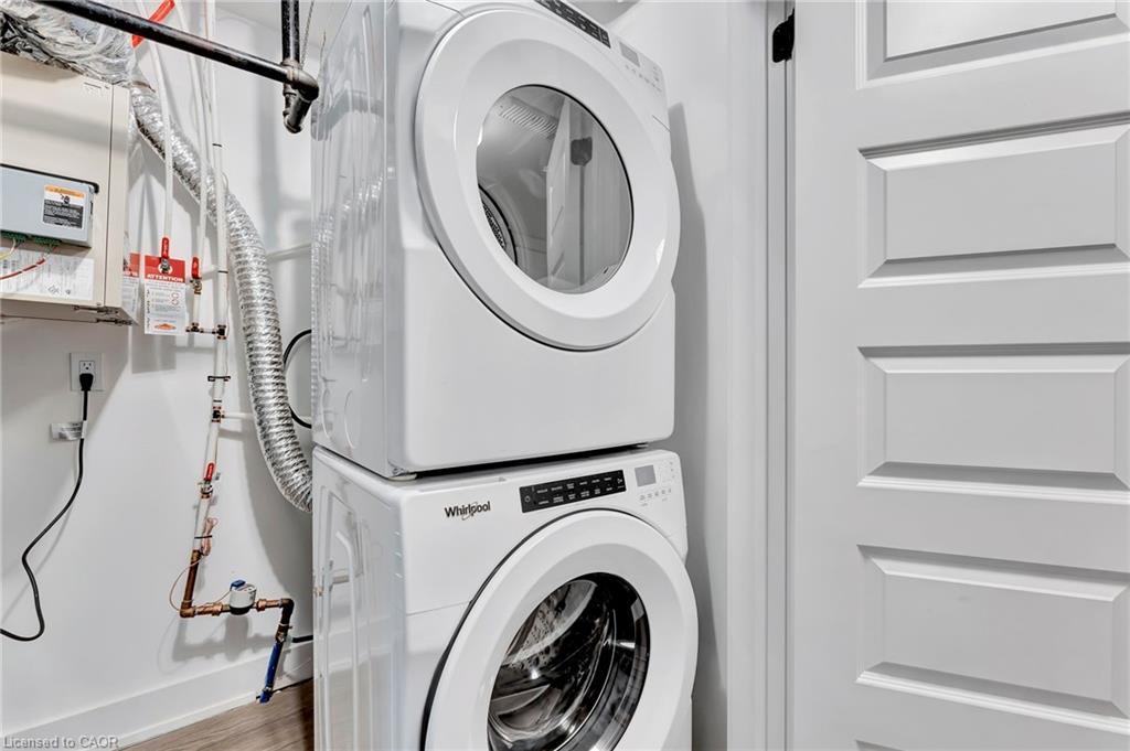 53-99 Roger Street, Waterloo, ON - Indoor Photo Showing Laundry Room