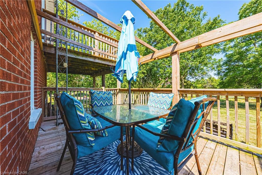 7721 Concession 5 Road, Caistor Centre, ON - Outdoor With Deck Patio Veranda With Exterior