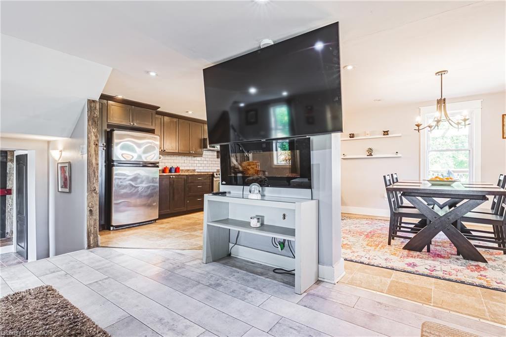 7721 Concession 5 Road, Caistor Centre, ON - Indoor