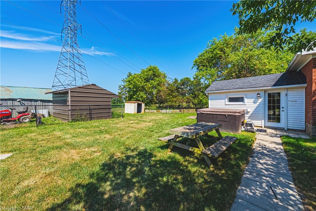 7721 Concession 5 Road, Caistor Centre, ON - Outdoor