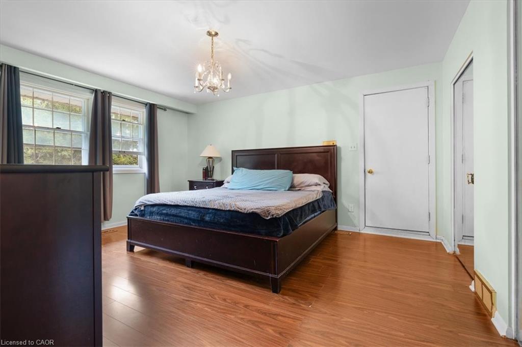 67 Elmhurst Drive, Hamilton, ON - Indoor Photo Showing Bedroom