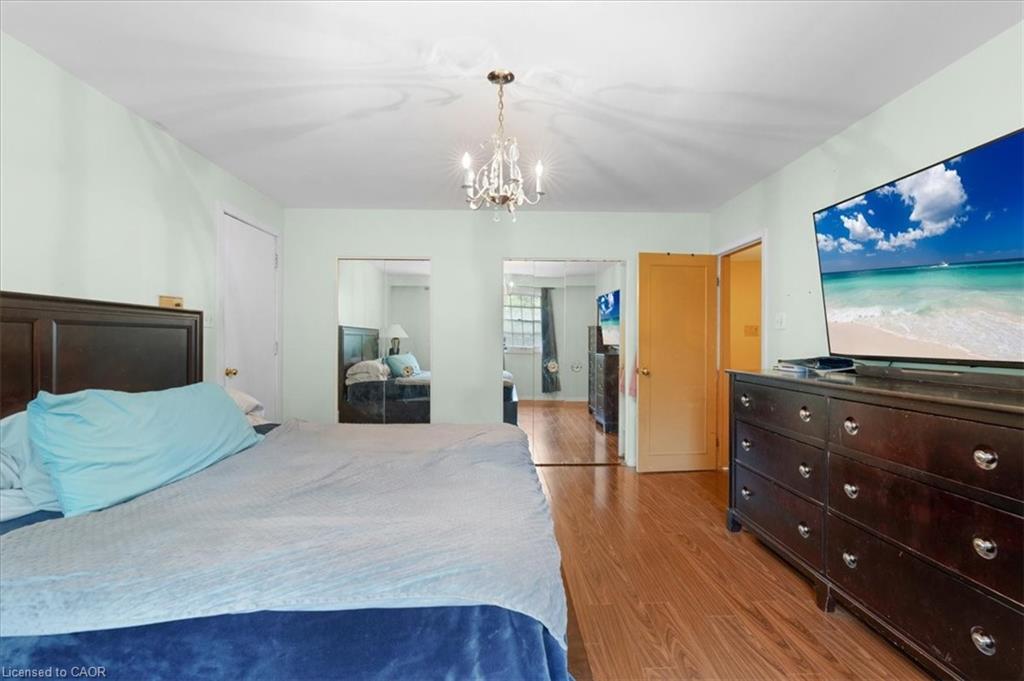 67 Elmhurst Drive, Hamilton, ON - Indoor Photo Showing Bedroom