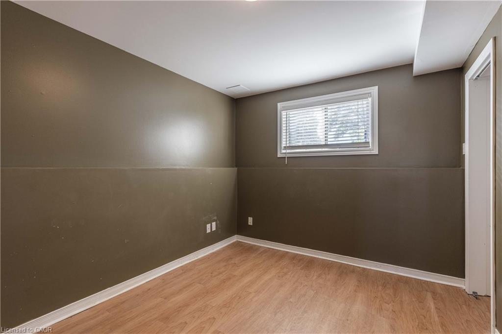 138 Carlton Street, St. Catharines, ON - Indoor Photo Showing Other Room
