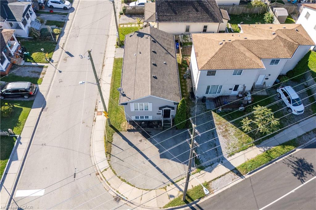 138 Carlton Street, St. Catharines, ON - Outdoor