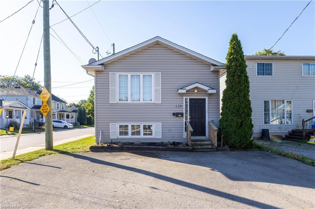 138 Carlton Street, St. Catharines, ON - Outdoor With Facade