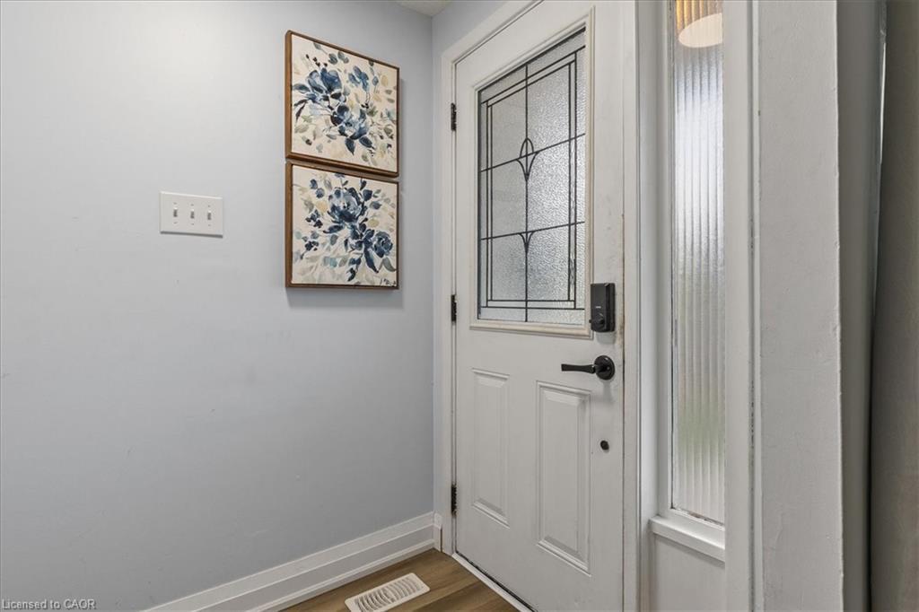 331 Preston Parkway, Cambridge, ON - Indoor Photo Showing Other Room