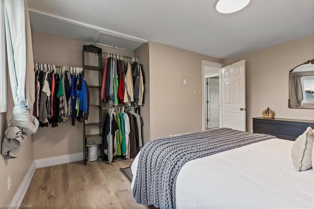 331 Preston Parkway, Cambridge, ON - Indoor Photo Showing Bedroom