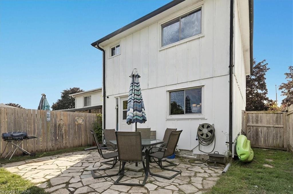 331 Preston Parkway, Cambridge, ON - Outdoor With Deck Patio Veranda With Exterior