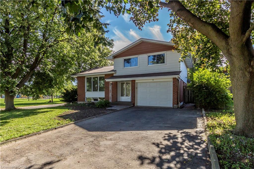 Lower-1 Isaac Court, Hamilton, ON - Outdoor With Facade