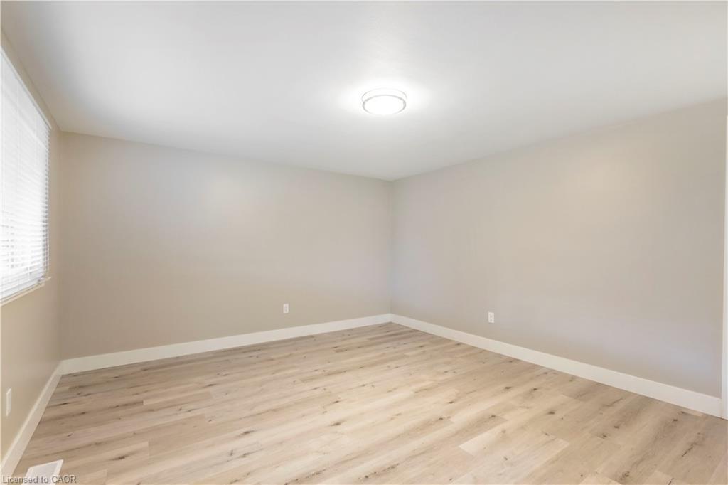 Lower-1 Isaac Court, Hamilton, ON - Indoor Photo Showing Other Room