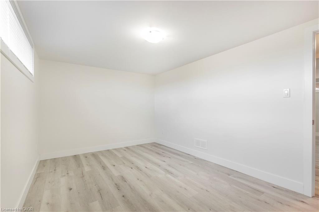 Lower-1 Isaac Court, Hamilton, ON - Indoor Photo Showing Other Room