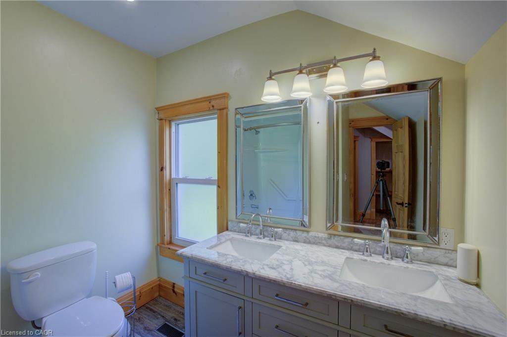 86561 London Road, North Huron (Twp), ON - Indoor Photo Showing Bathroom