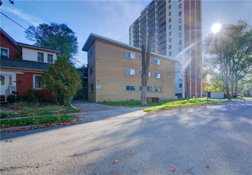 50 Gordon Avenue, Kitchener, ON - Outdoor With Facade