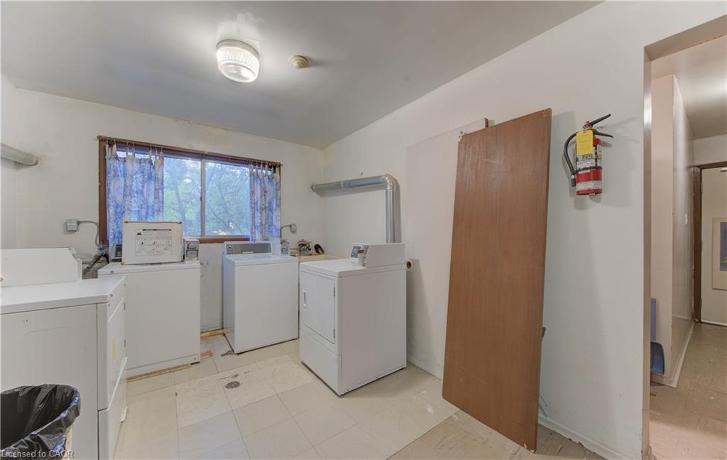 50 Gordon Avenue, Kitchener, ON - Indoor Photo Showing Laundry Room