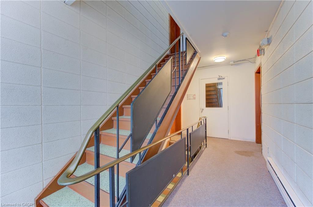 50 Gordon Avenue, Kitchener, ON - Indoor Photo Showing Other Room