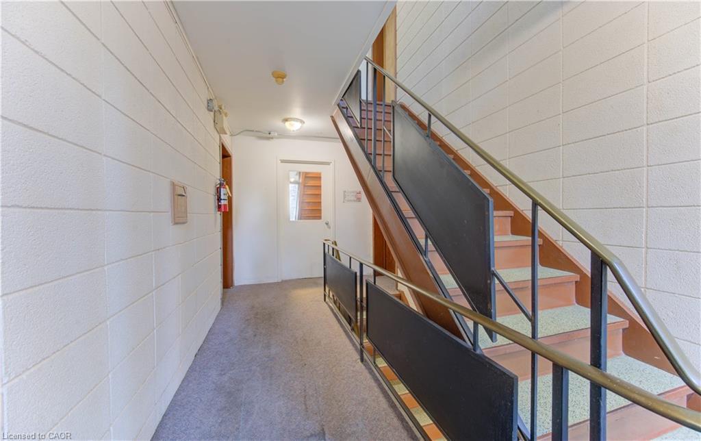 50 Gordon Avenue, Kitchener, ON - Indoor Photo Showing Other Room