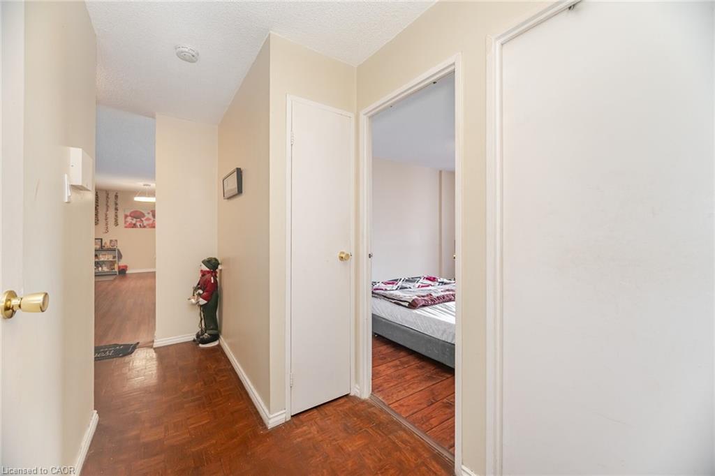 1507-21 Knightsbridge Road, Brampton, ON - Indoor Photo Showing Other Room