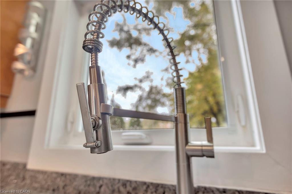 121 King Street E, Stoney Creek, ON - Photo Showing Other Room