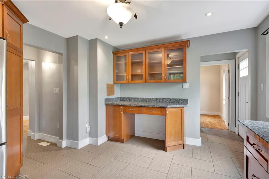 121 King Street E, Stoney Creek, ON - Indoor