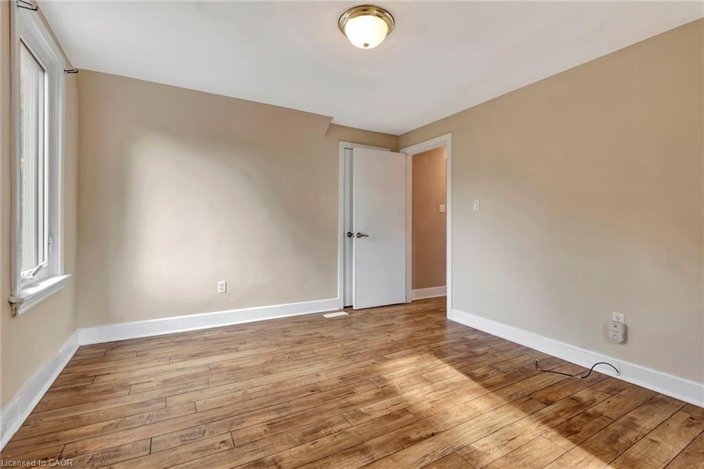 121 King Street E, Stoney Creek, ON - Indoor Photo Showing Other Room